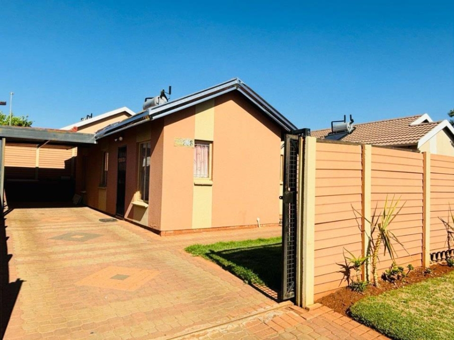 3 Bedroom Property for Sale in Sky City Gauteng