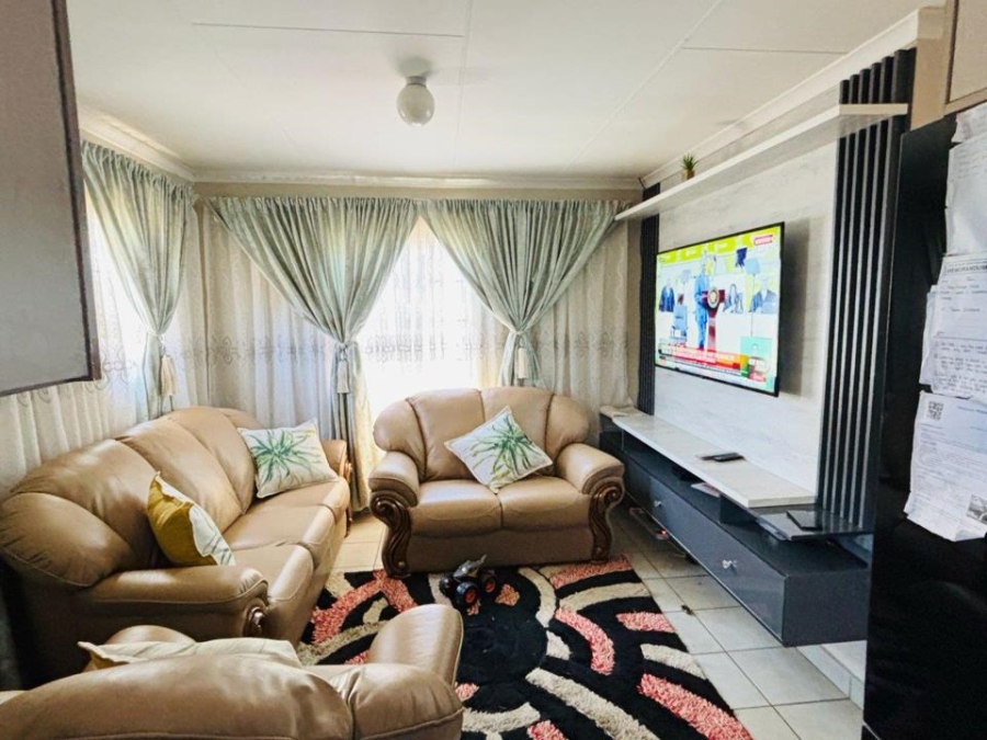 3 Bedroom Property for Sale in Sky City Gauteng