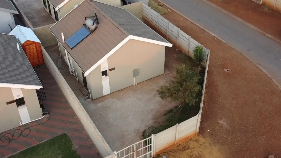 2 Bedroom Property for Sale in Sky City Gauteng