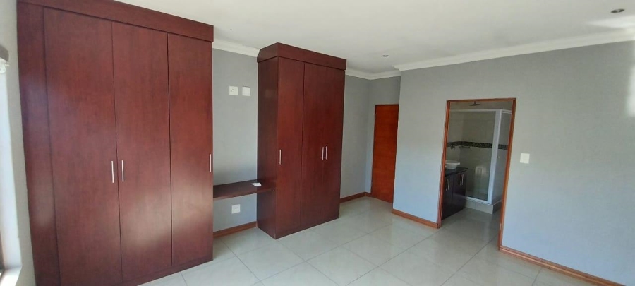 3 Bedroom Property for Sale in Thatchfield Hills Gauteng