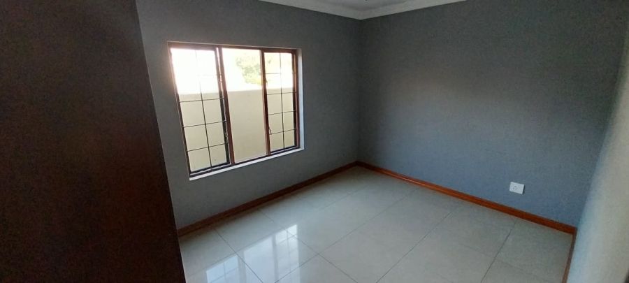 3 Bedroom Property for Sale in Thatchfield Hills Gauteng