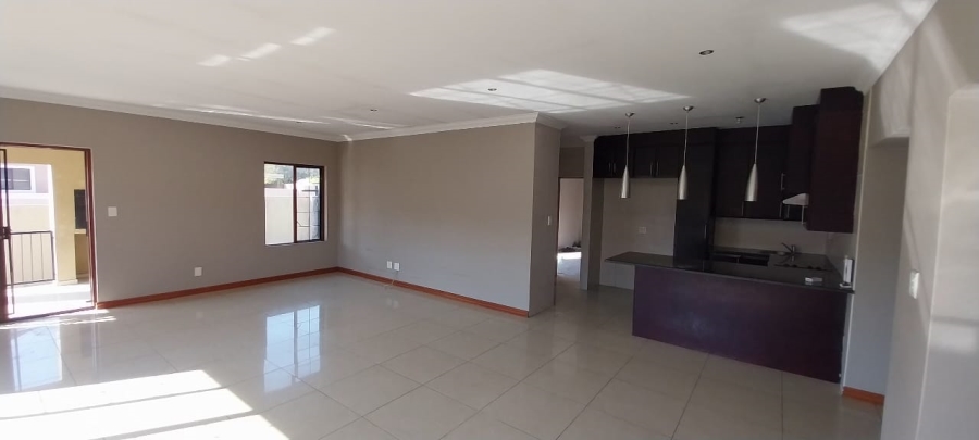 3 Bedroom Property for Sale in Thatchfield Hills Gauteng