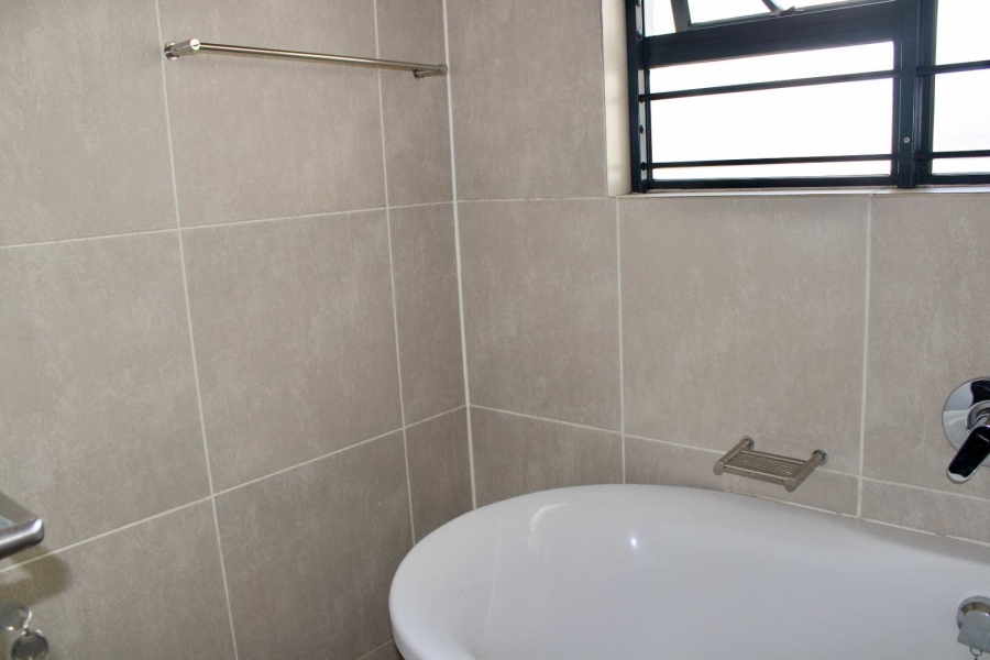 3 Bedroom Property for Sale in Petervale Gauteng