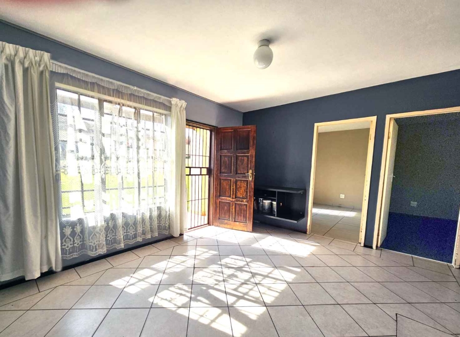 2 Bedroom Property for Sale in Roodepoort West Gauteng