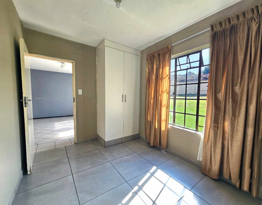 2 Bedroom Property for Sale in Roodepoort West Gauteng