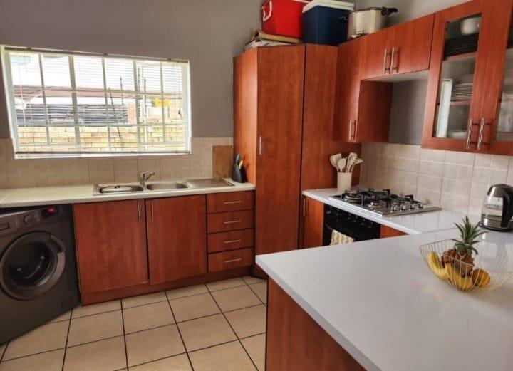 To Let 3 Bedroom Property for Rent in Noordwyk Gauteng