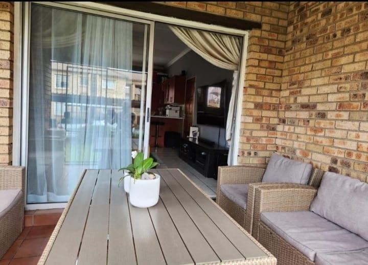 To Let 3 Bedroom Property for Rent in Noordwyk Gauteng