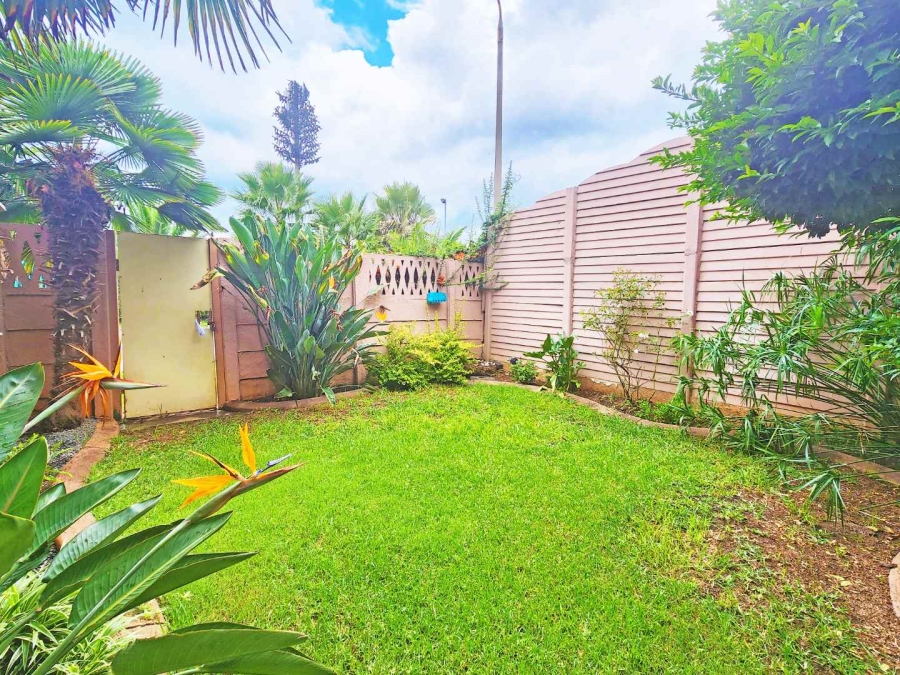 2 Bedroom Property for Sale in Brackenhurst Gauteng