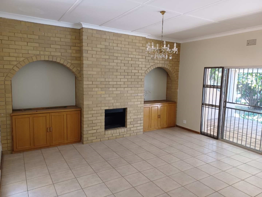 To Let 3 Bedroom Property for Rent in Ruimsig Gauteng