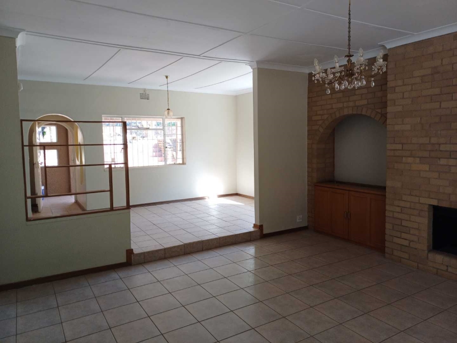 To Let 3 Bedroom Property for Rent in Ruimsig Gauteng