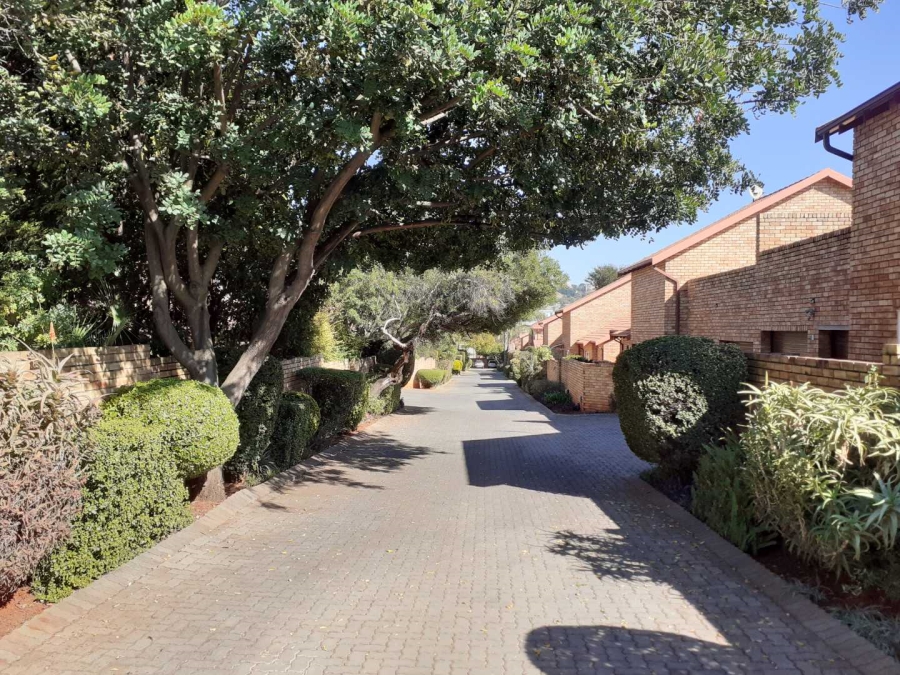 3 Bedroom Property for Sale in Fairland Gauteng