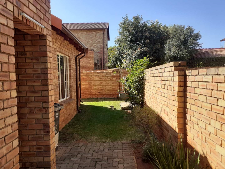 3 Bedroom Property for Sale in Fairland Gauteng