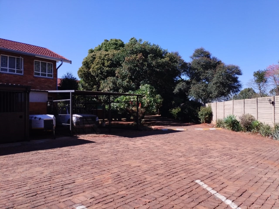 2 Bedroom Property for Sale in Pretoria North Gauteng