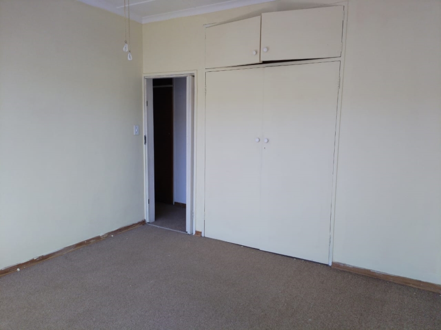 2 Bedroom Property for Sale in Pretoria North Gauteng