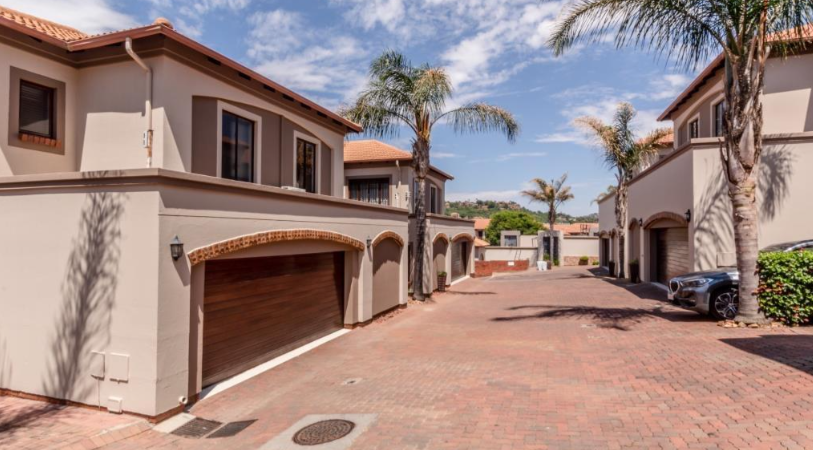 3 Bedroom Property for Sale in Glenvista Gauteng