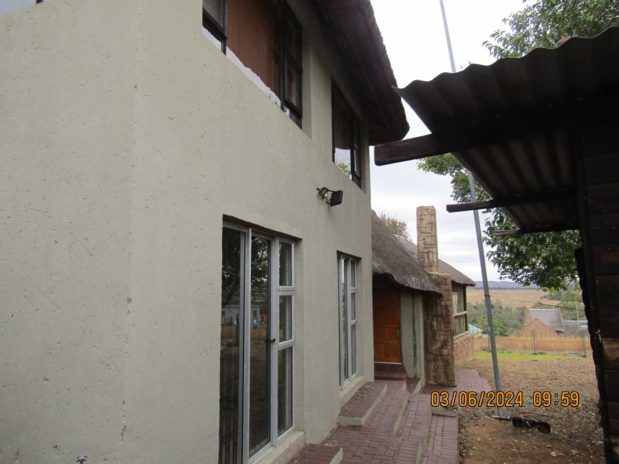 4 Bedroom Property for Sale in Vaaloewer Gauteng