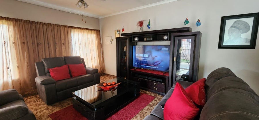 3 Bedroom Property for Sale in East Lynne Gauteng