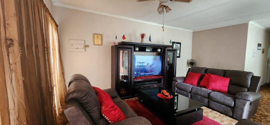 3 Bedroom Property for Sale in East Lynne Gauteng