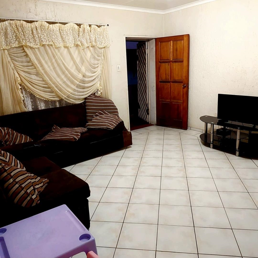 2 Bedroom Property for Sale in Rewlatch Gauteng