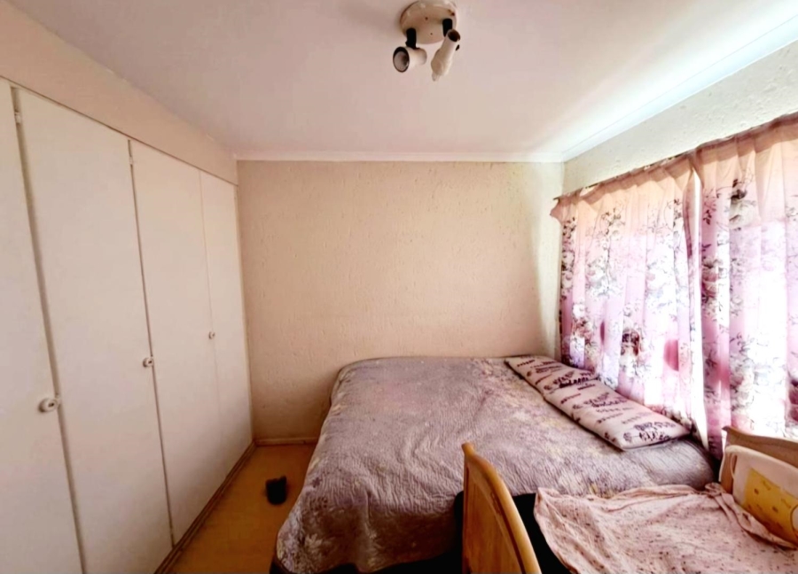 2 Bedroom Property for Sale in Rewlatch Gauteng