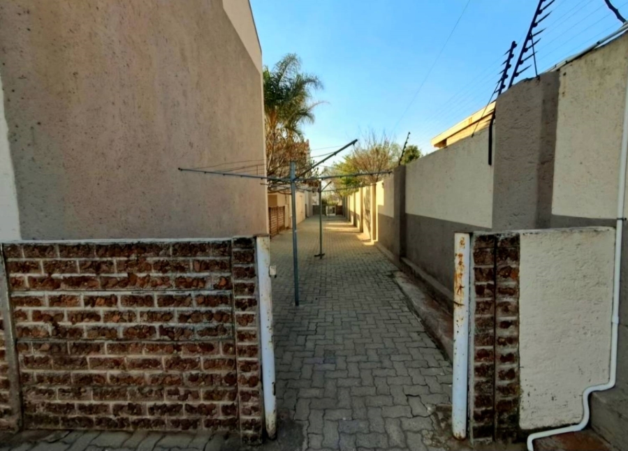 2 Bedroom Property for Sale in Rewlatch Gauteng