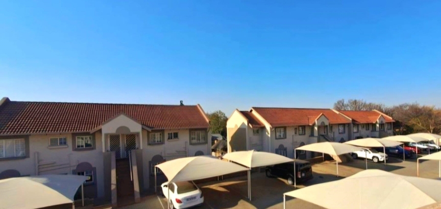 2 Bedroom Property for Sale in Rewlatch Gauteng