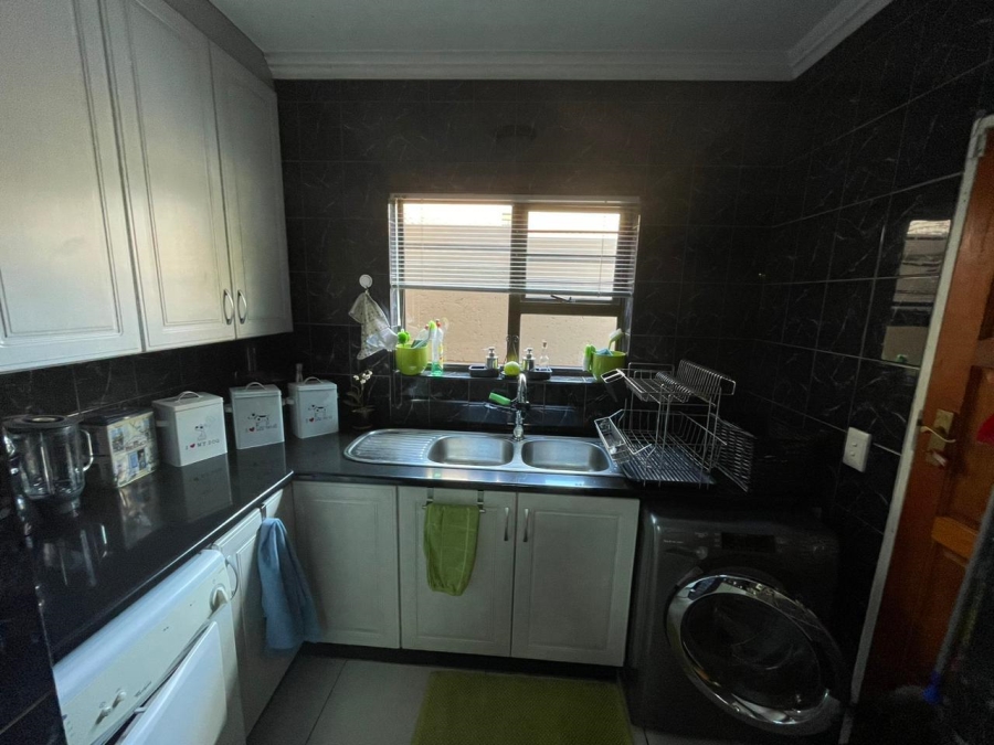 3 Bedroom Property for Sale in Bartlett Gauteng