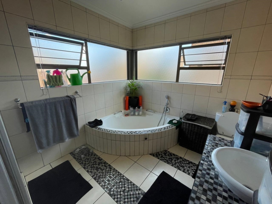 3 Bedroom Property for Sale in Bartlett Gauteng