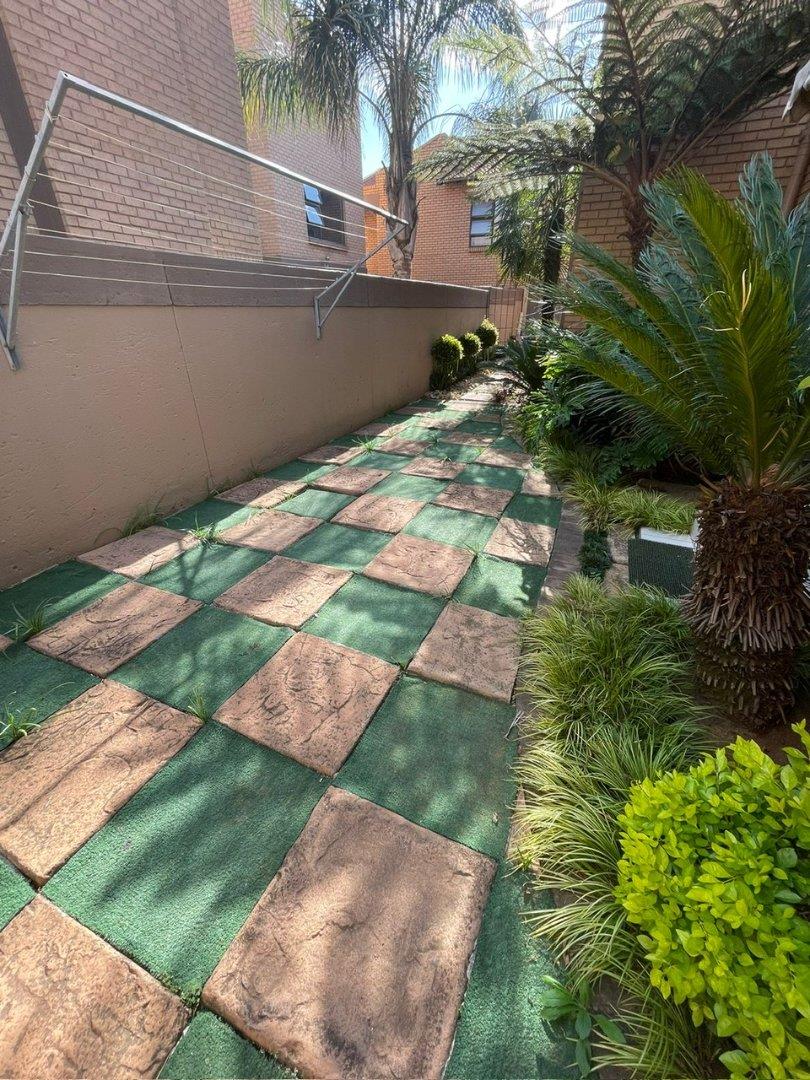 3 Bedroom Property for Sale in Bartlett Gauteng