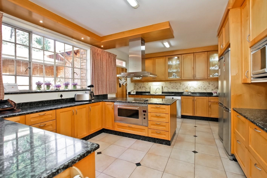 5 Bedroom Property for Sale in Morningside Gauteng