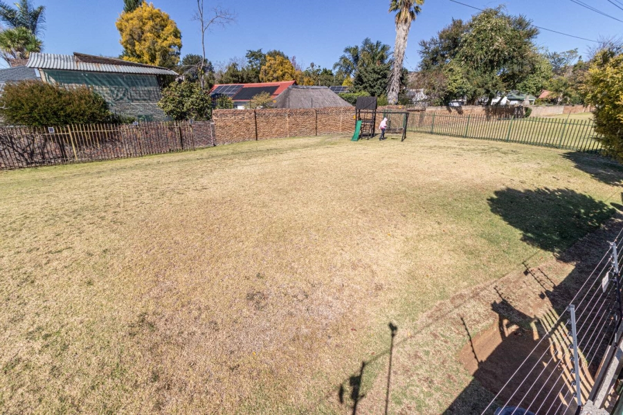 3 Bedroom Property for Sale in Wilgeheuwel Gauteng