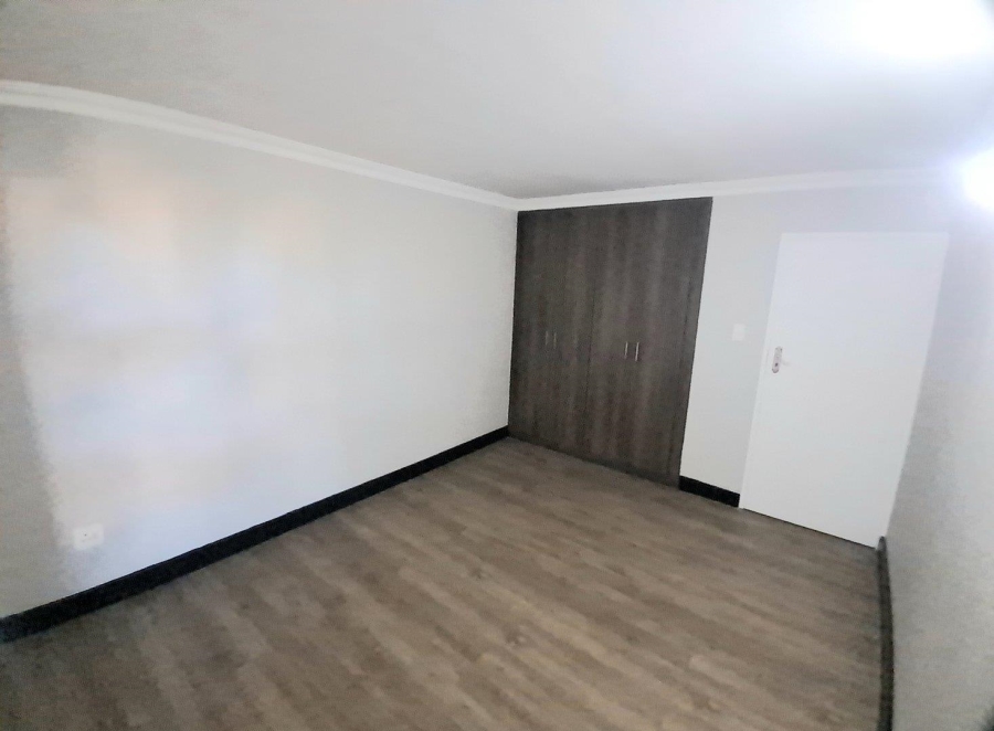 3 Bedroom Property for Sale in Bassonia Gauteng