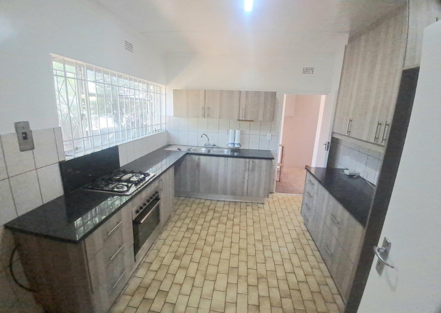 4 Bedroom Property for Sale in Gillview Gauteng