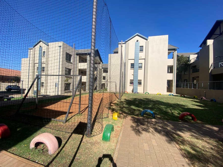 2 Bedroom Property for Sale in Ruimsig A H Gauteng