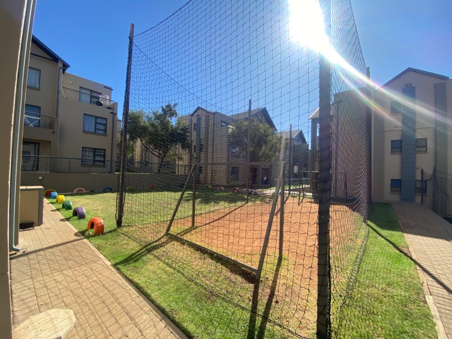 2 Bedroom Property for Sale in Ruimsig A H Gauteng