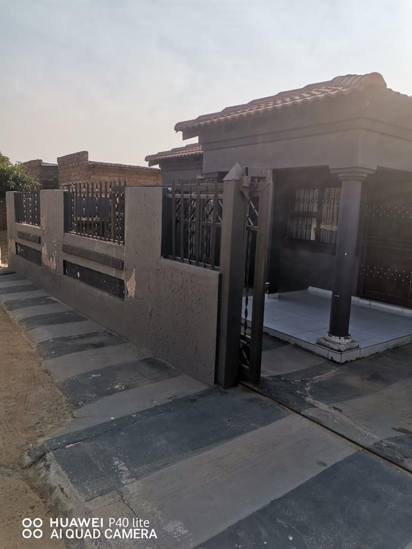 3 Bedroom Property for Sale in Soshanguve V Gauteng