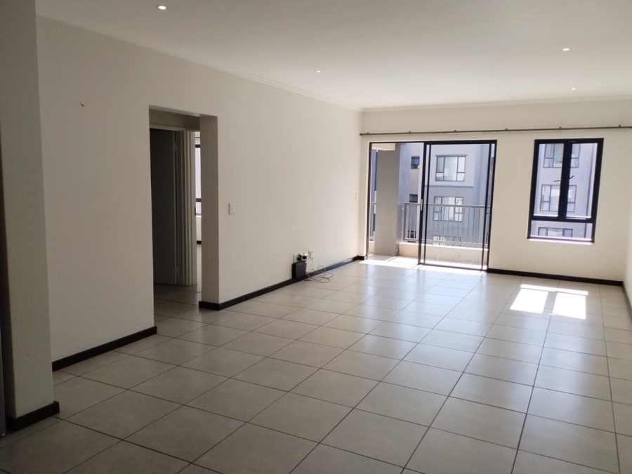 To Let 2 Bedroom Property for Rent in Beverley Gauteng