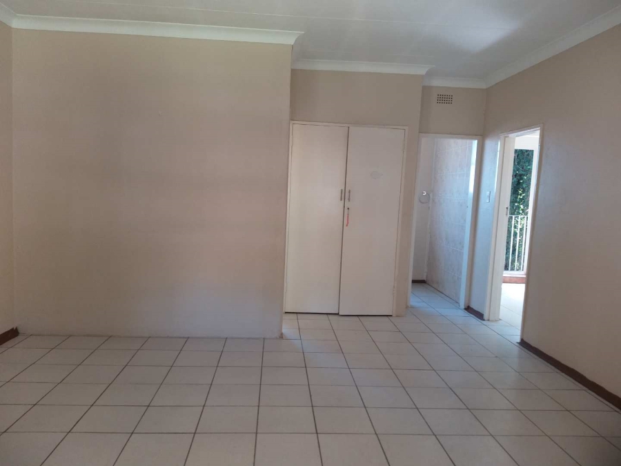 1 Bedroom Property for Sale in Albertville Gauteng