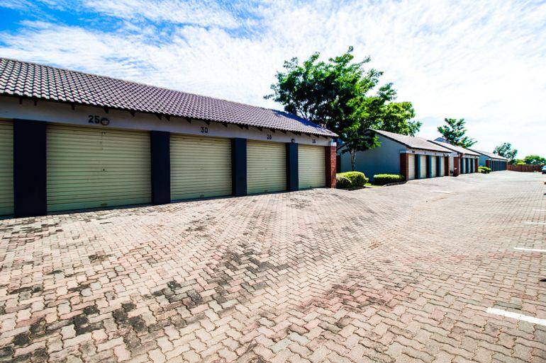 2 Bedroom Property for Sale in Mooikloof Ridge Gauteng