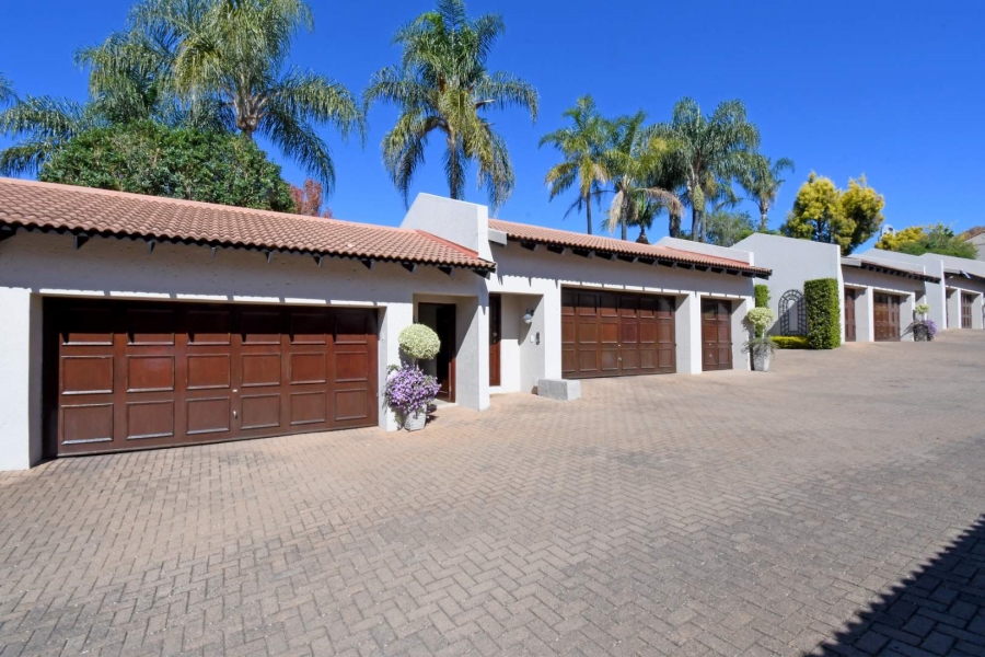 5 Bedroom Property for Sale in Strathavon Gauteng