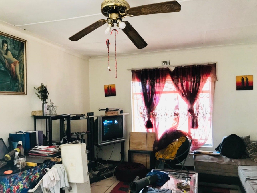 3 Bedroom Property for Sale in Klippoortje Gauteng