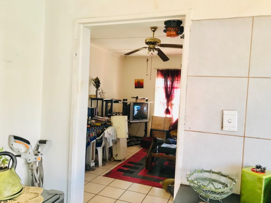 3 Bedroom Property for Sale in Klippoortje Gauteng