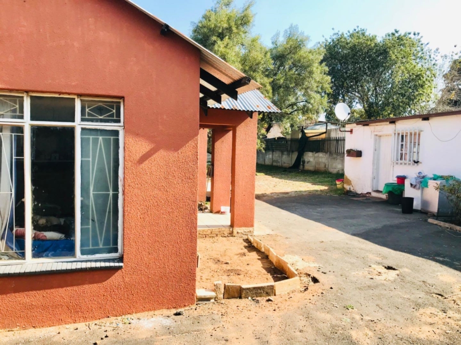 3 Bedroom Property for Sale in Klippoortje Gauteng