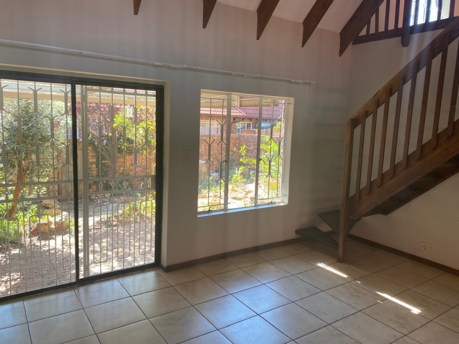 2 Bedroom Property for Sale in Weavind Park Gauteng