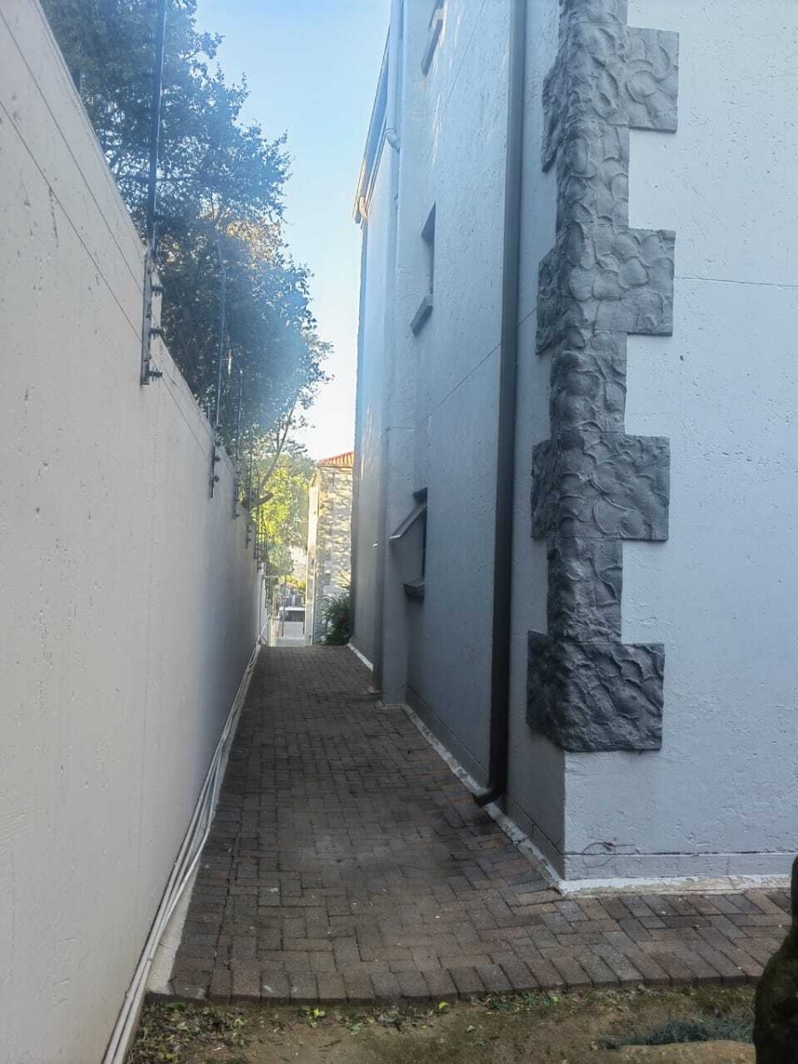 2 Bedroom Property for Sale in Northgate Gauteng