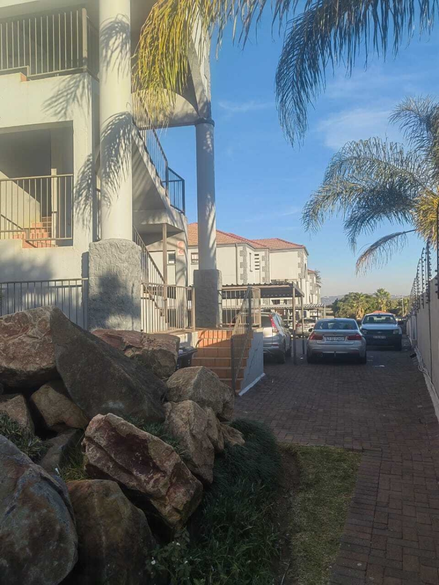 2 Bedroom Property for Sale in Northgate Gauteng