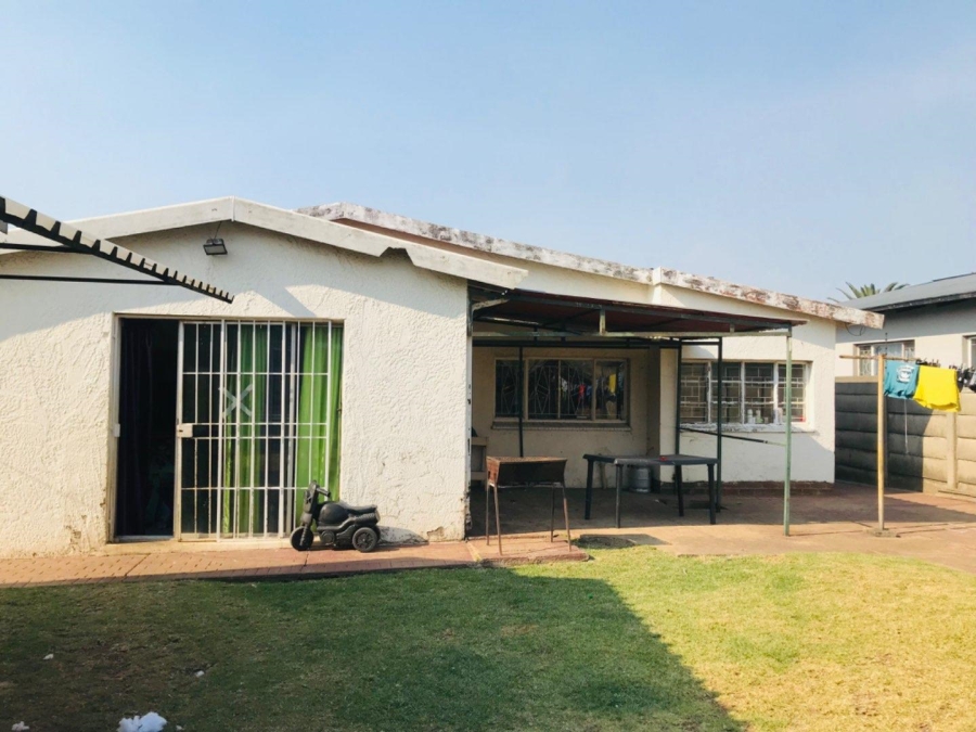 3 Bedroom Property for Sale in Klippoortje Gauteng