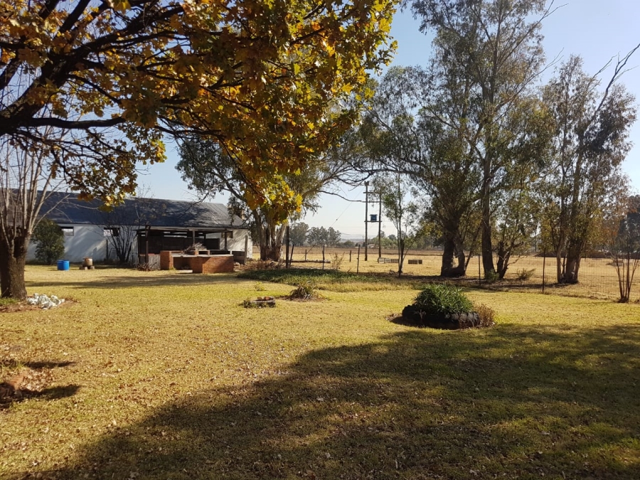 5 Bedroom Property for Sale in Randvaal Gauteng