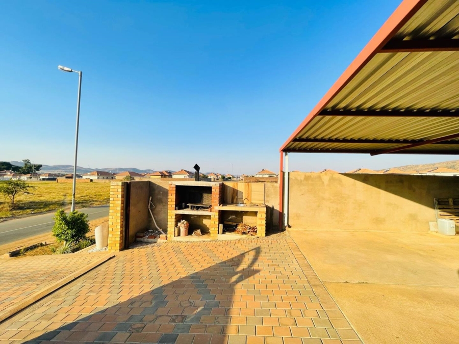 3 Bedroom Property for Sale in Kirkney Gauteng