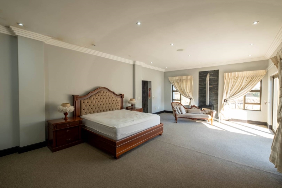 5 Bedroom Property for Sale in Dainfern Valley Gauteng